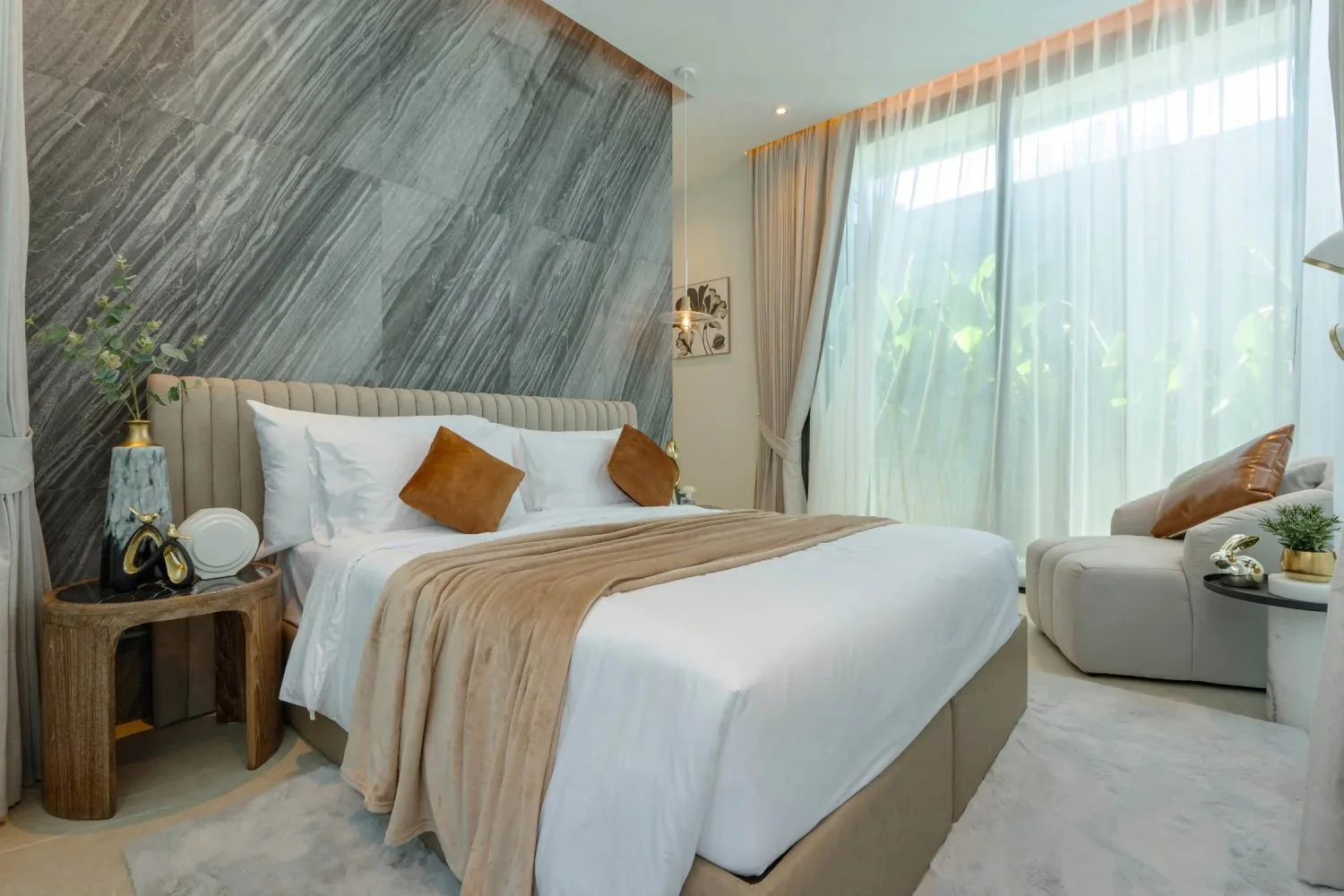 Property image - full photo 18