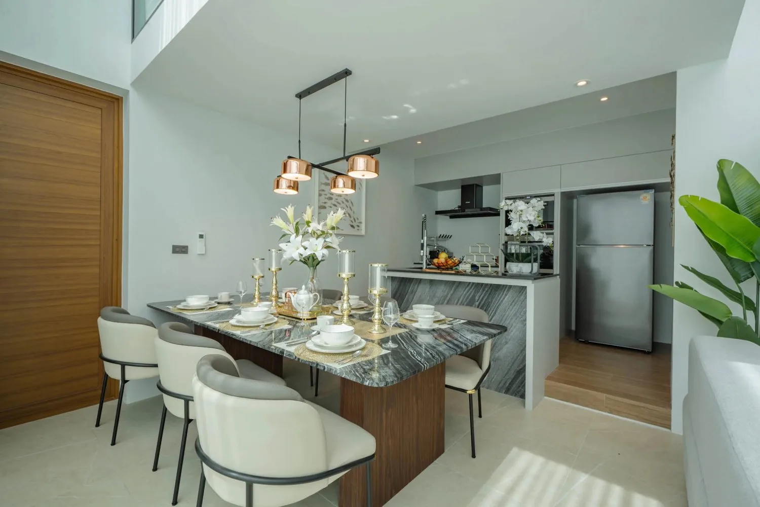 Property image - full photo 5