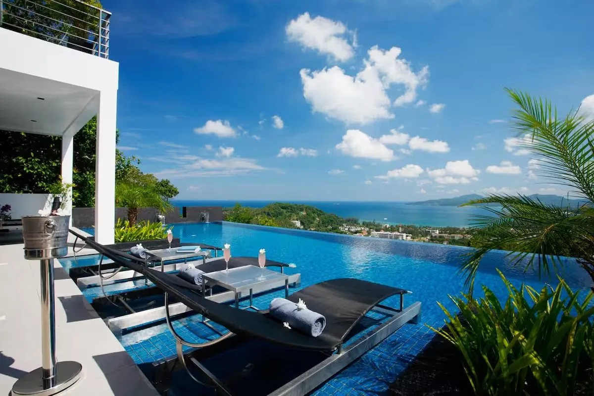 Property image - full photo 3