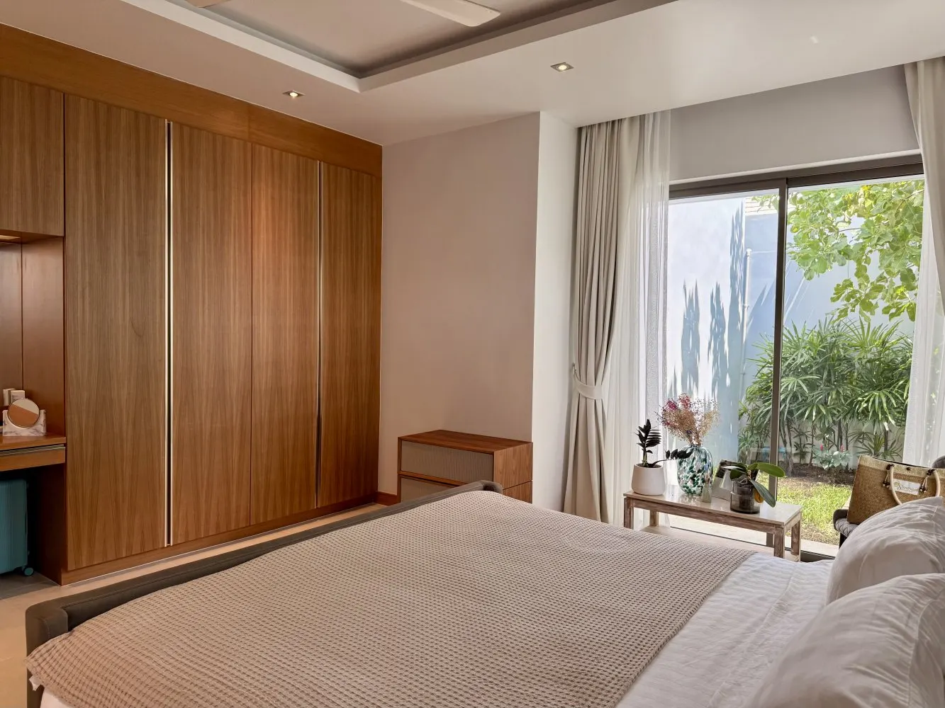 Property image - full photo 23