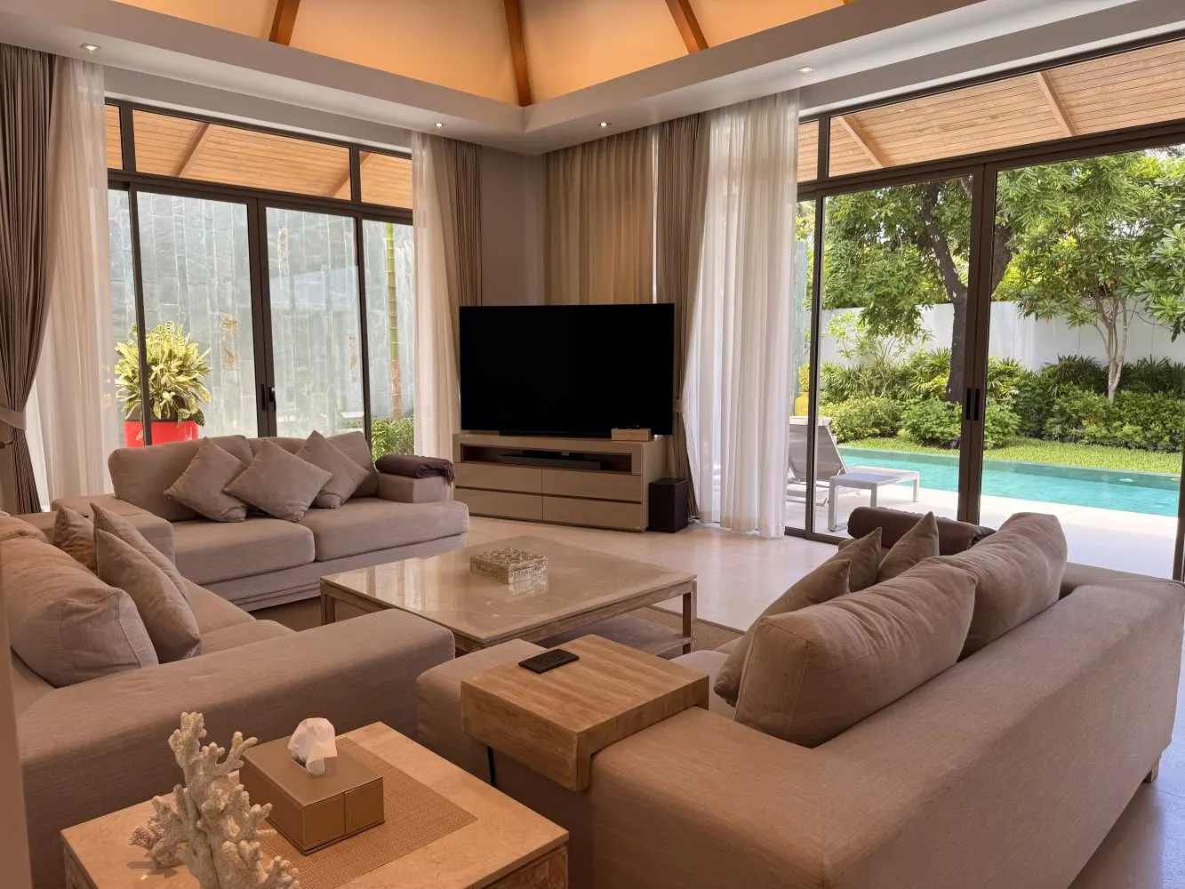 Property image - full photo 8