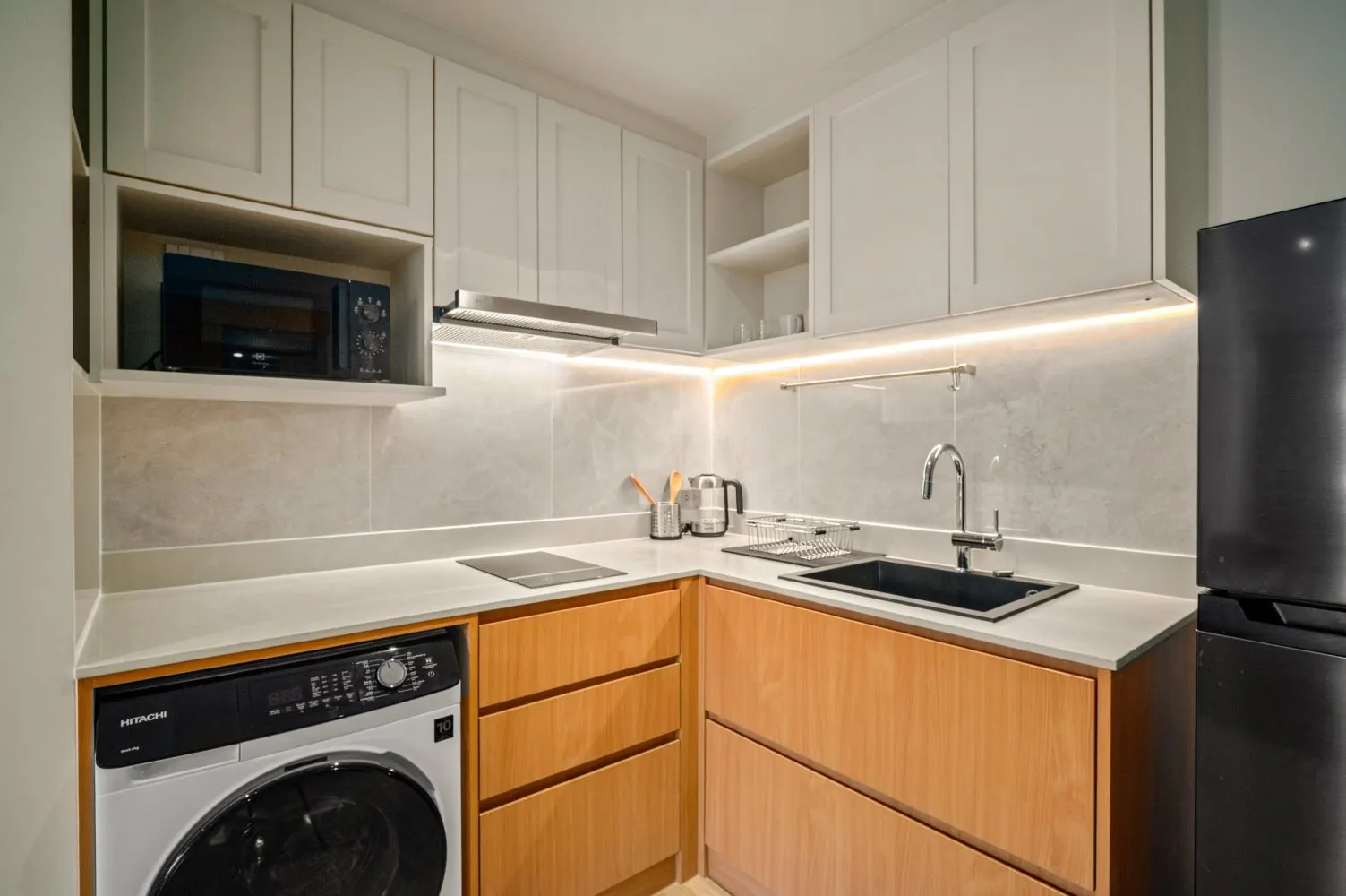 Property image - full photo 4