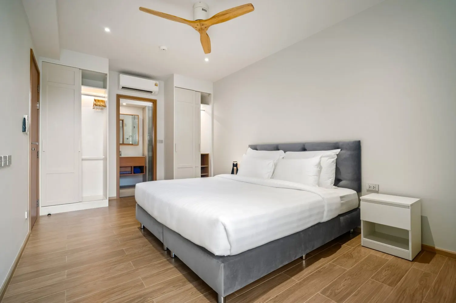 Property image - full photo 1