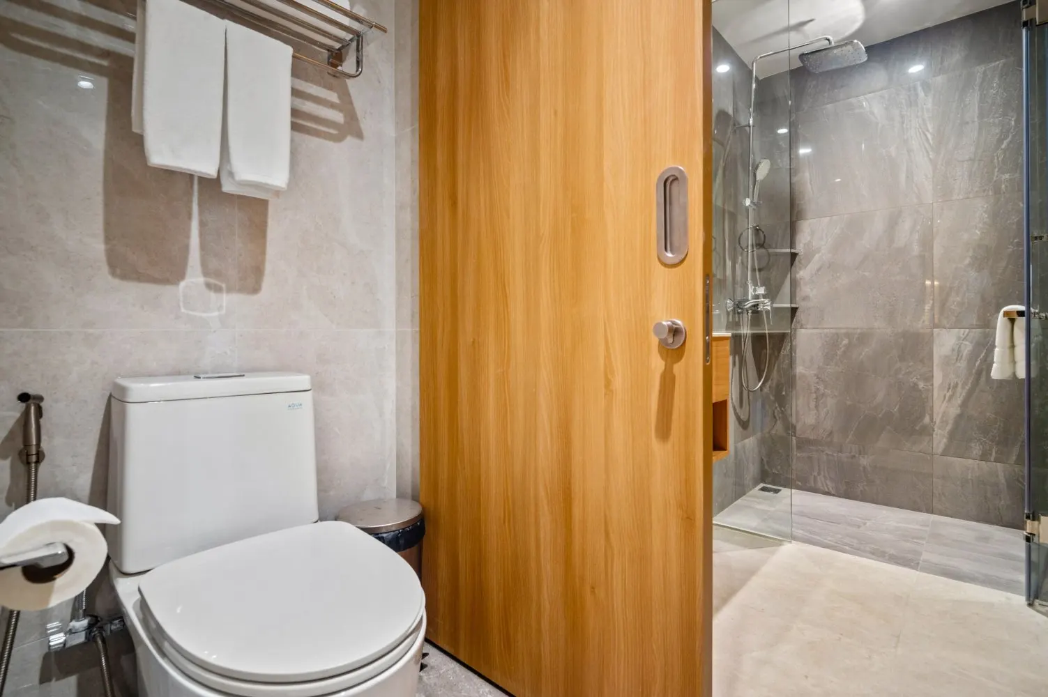 Property image - full photo 9