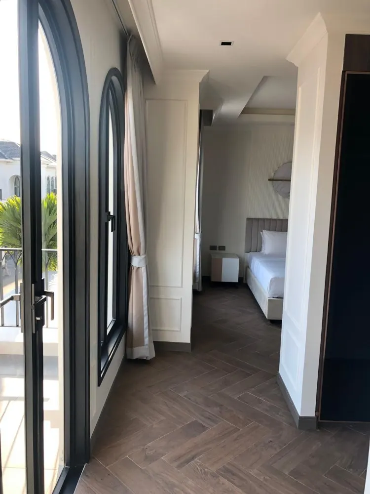 Property image - full photo 16
