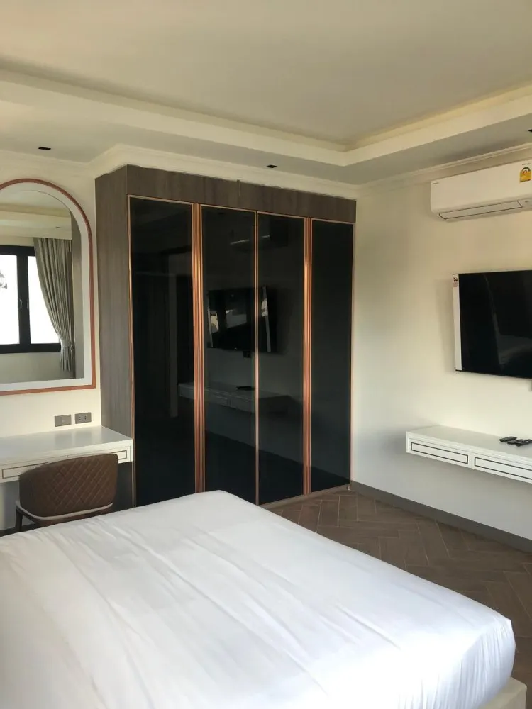 Property image - full photo 22