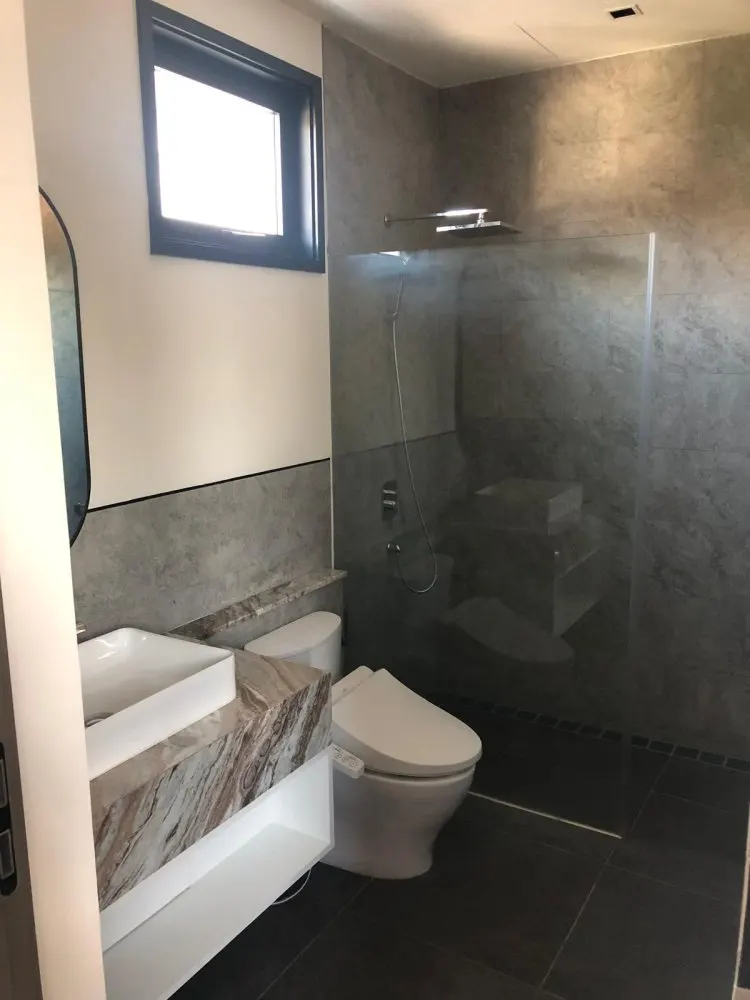 Property image - full photo 20