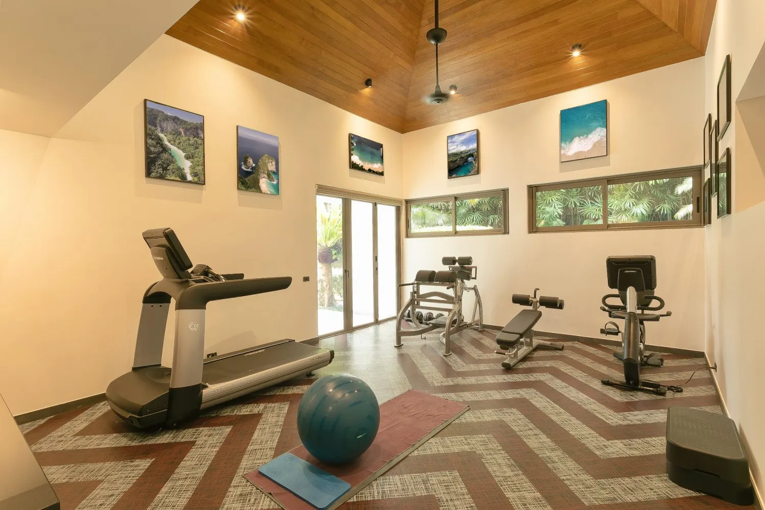 Property image - full photo 23