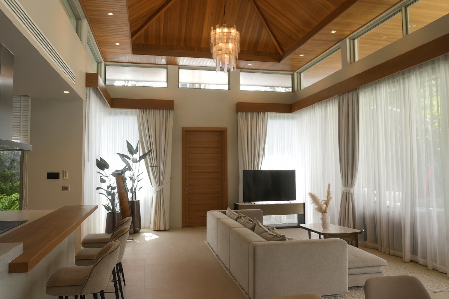 Property image - full photo 31