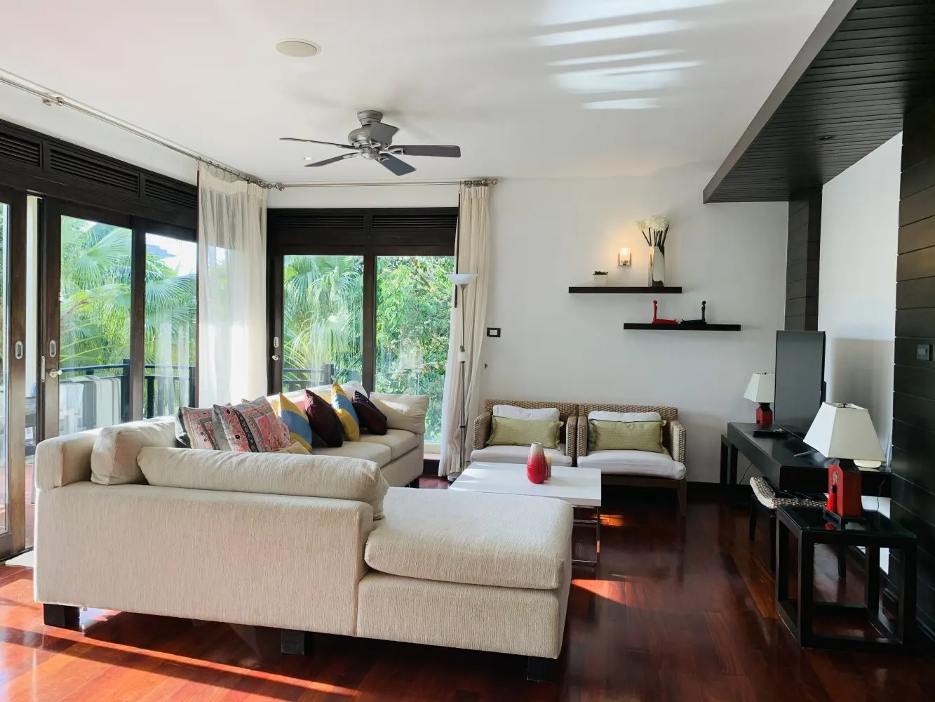 Property image - full photo 7