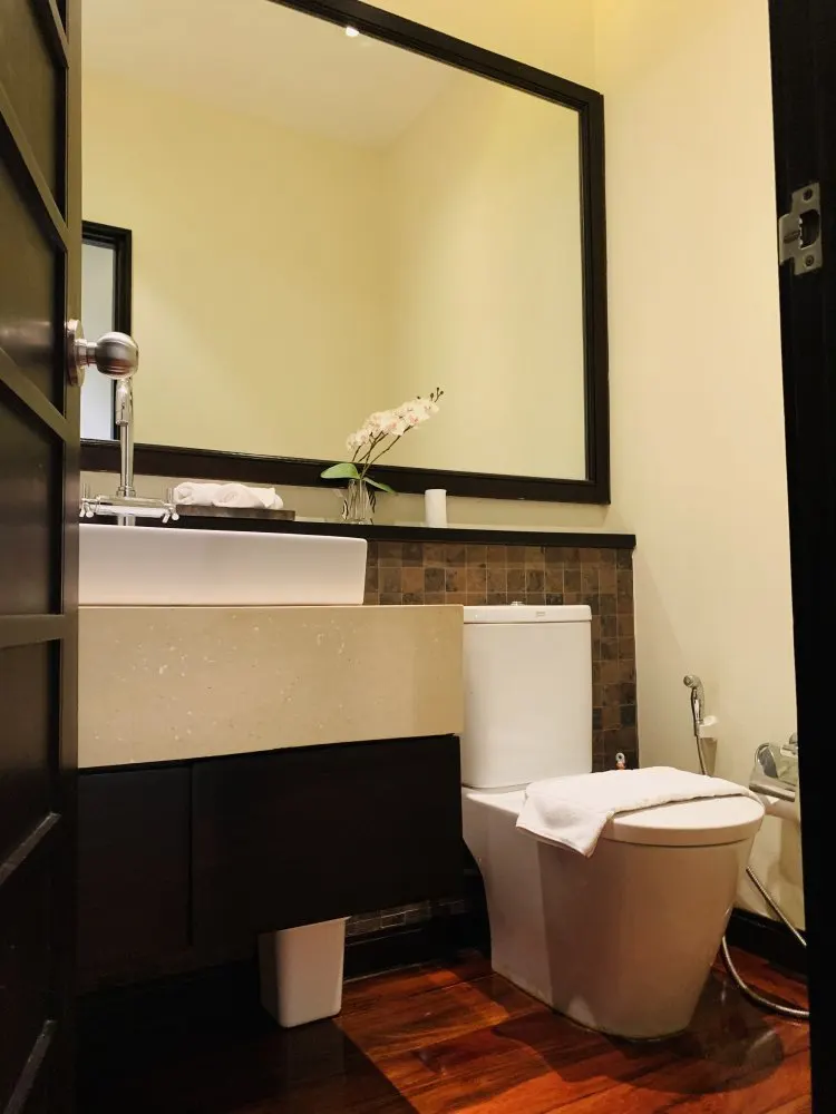 Property image - full photo 10