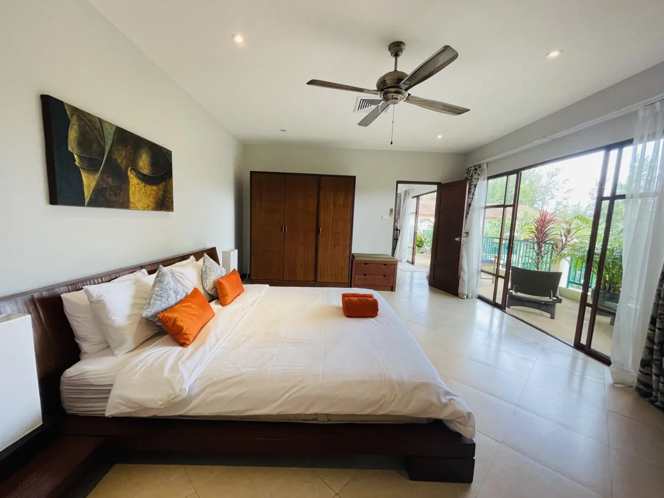 Property image - full photo 15