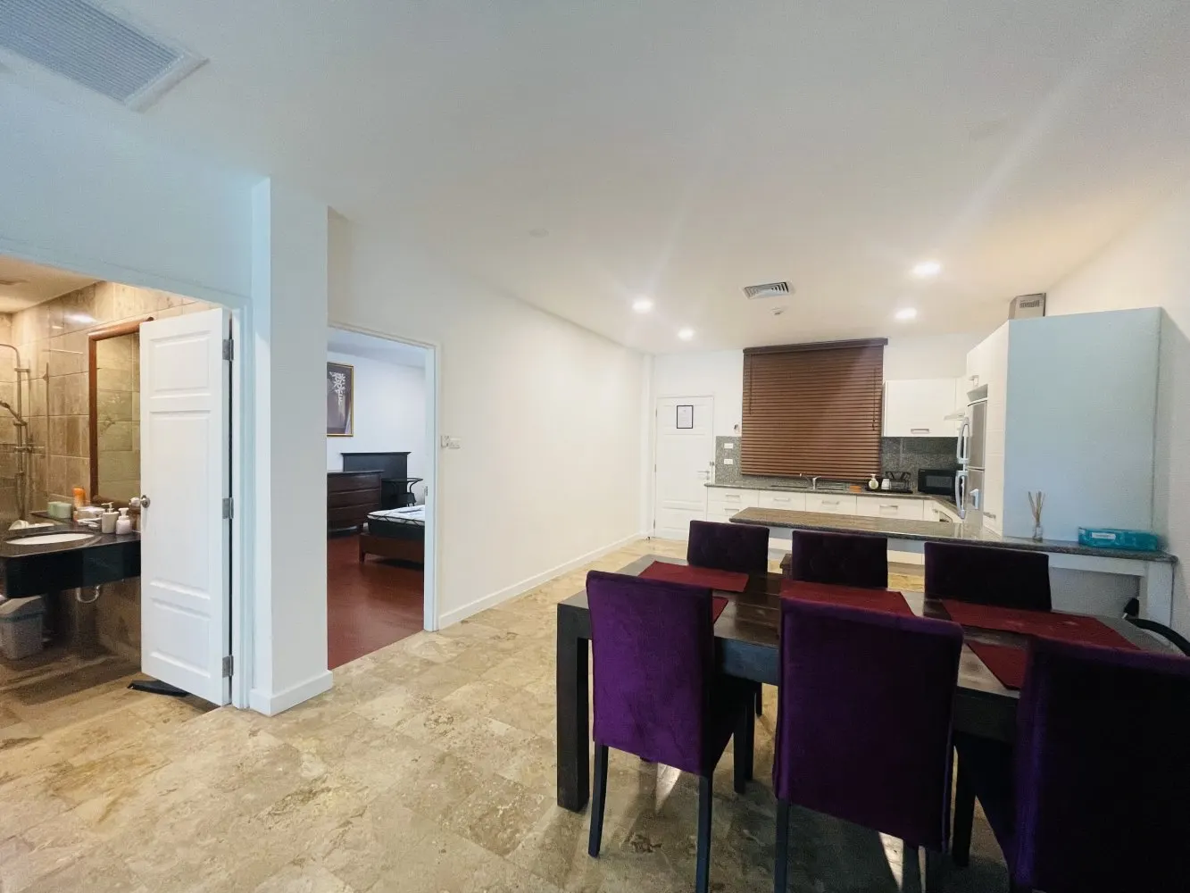 Property image - full photo 5