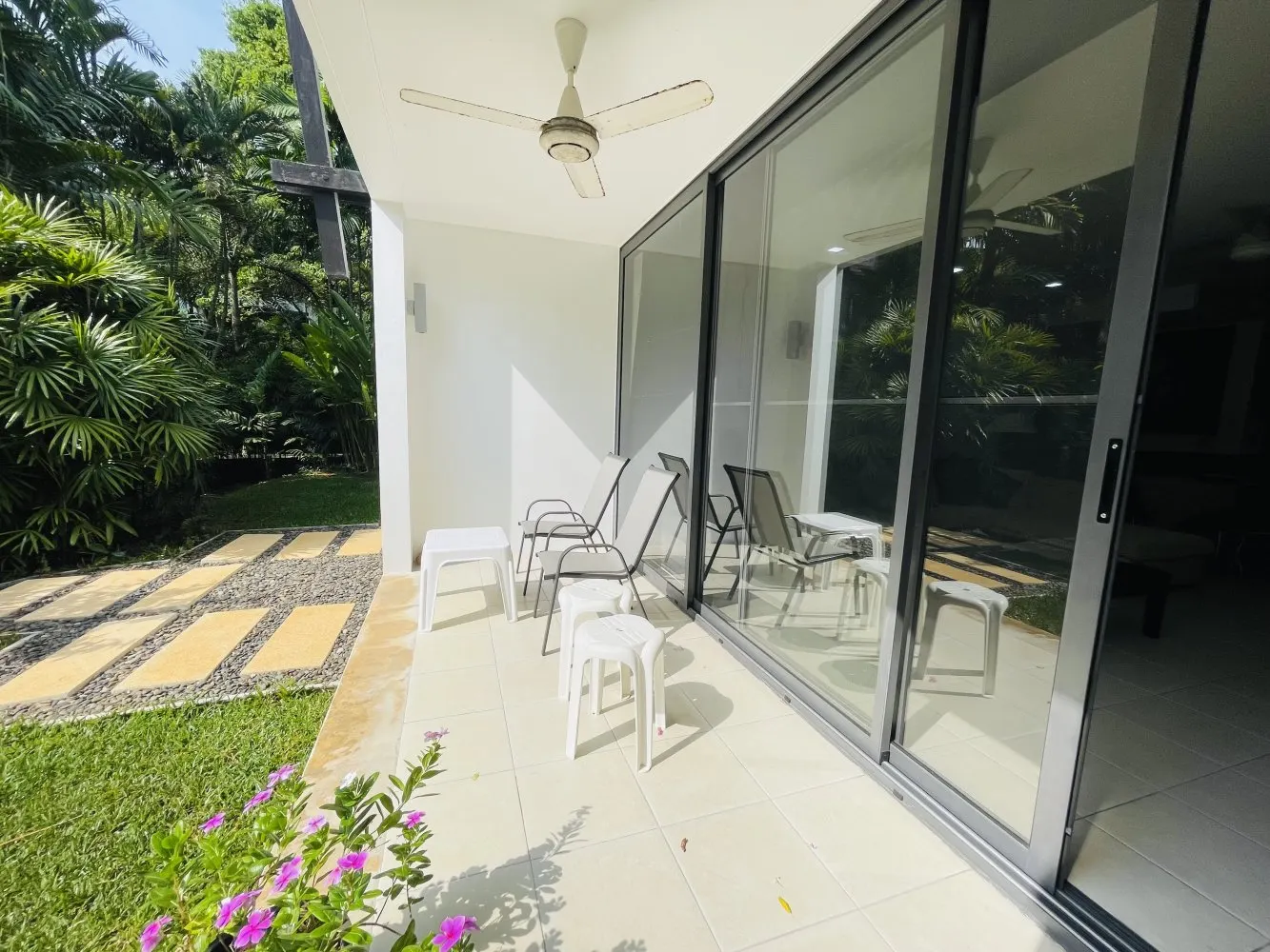 Property image - full photo 13