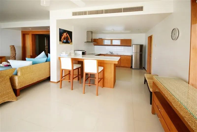 Property image - full photo 5