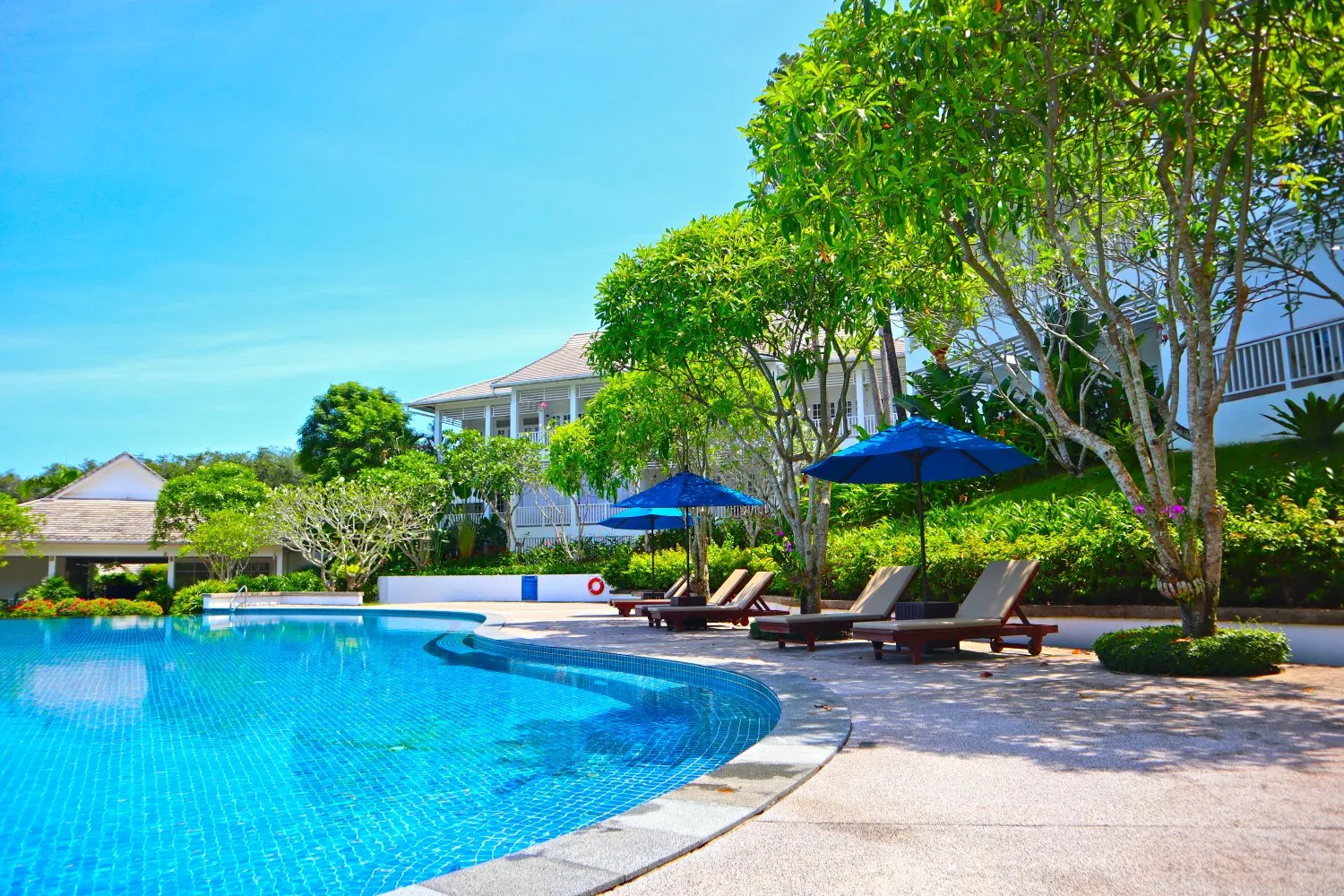 Property image - full photo 10