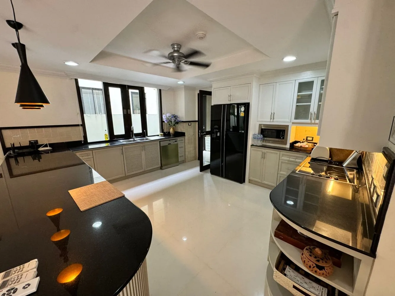 Property image - full photo 5