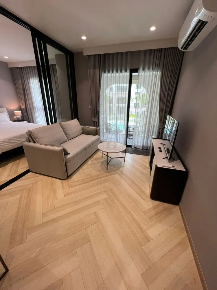 Property image - full photo 3