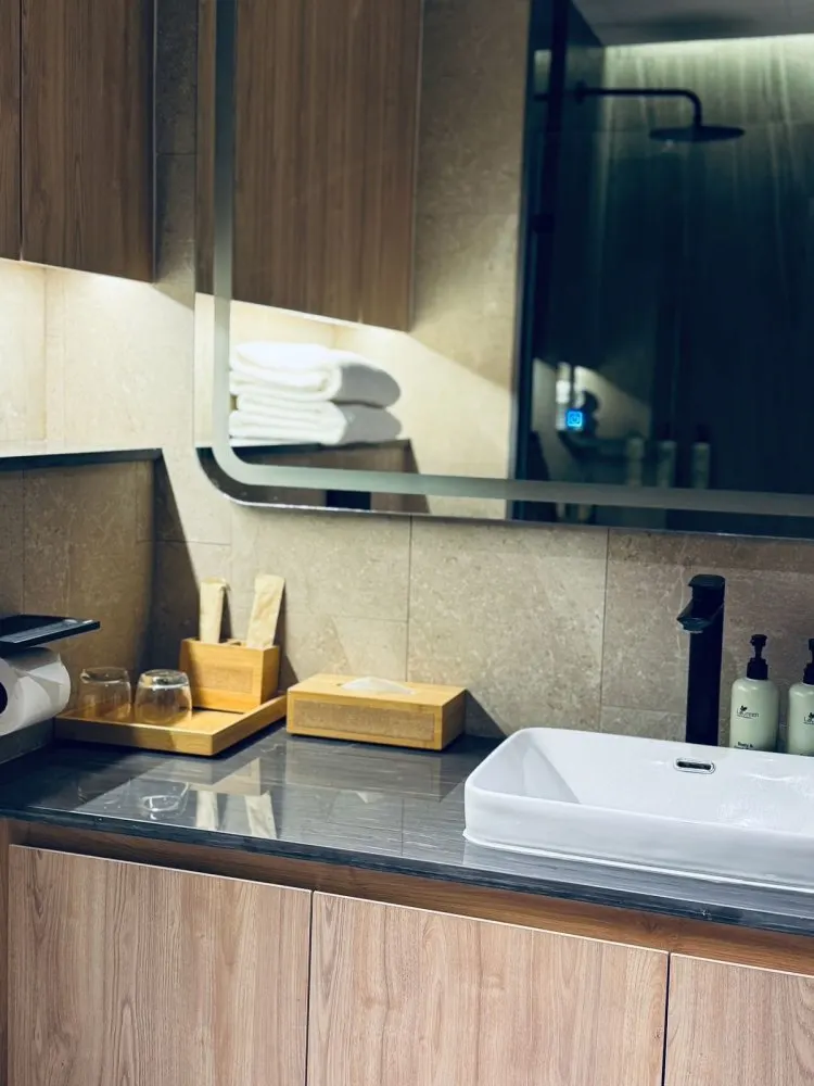 Property image - full photo 5