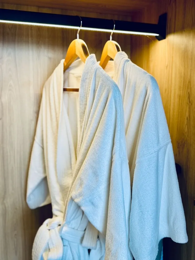 Property image - full photo 15