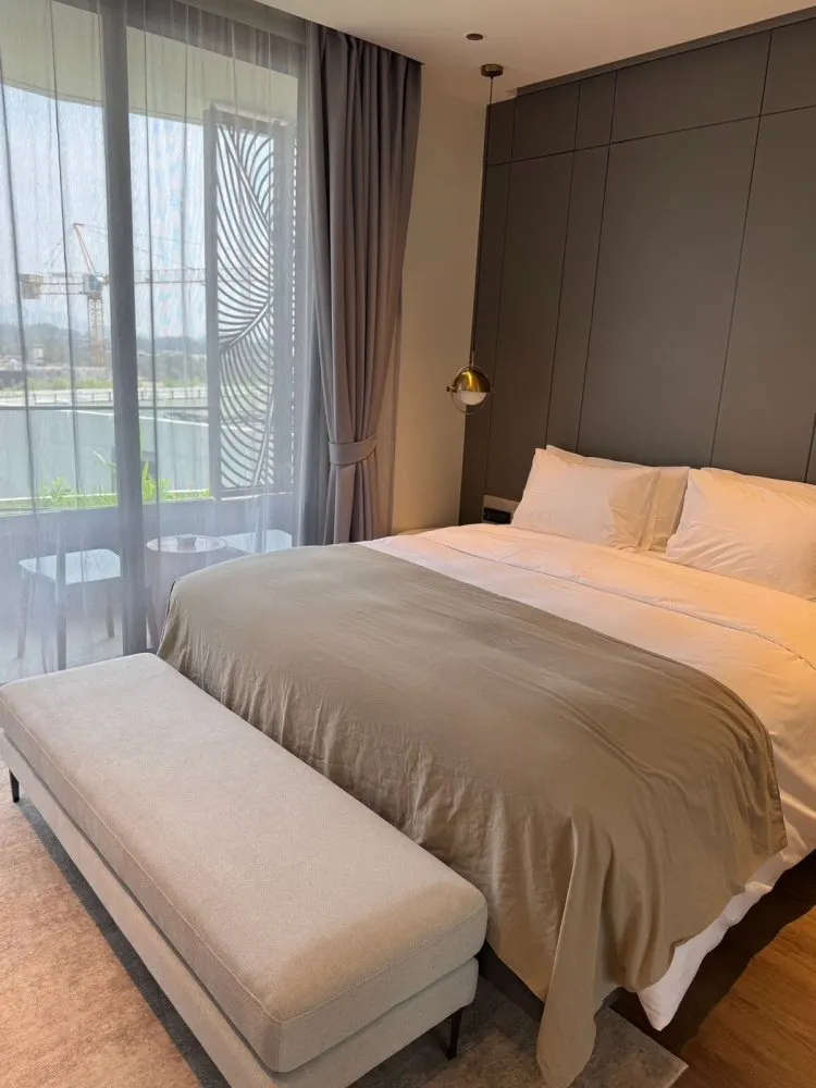 Property image - full photo 12