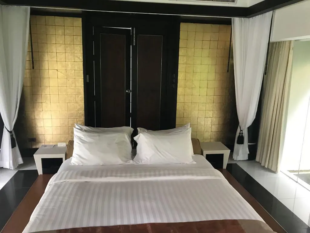 Property image - full photo 7