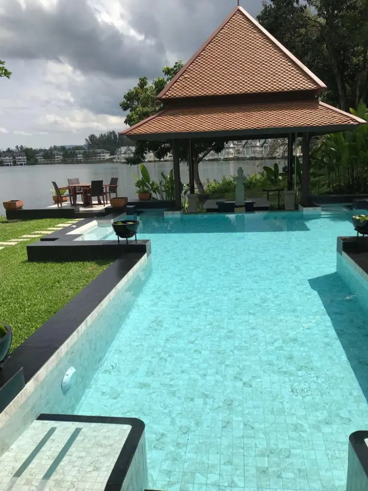 Property image - full photo 13
