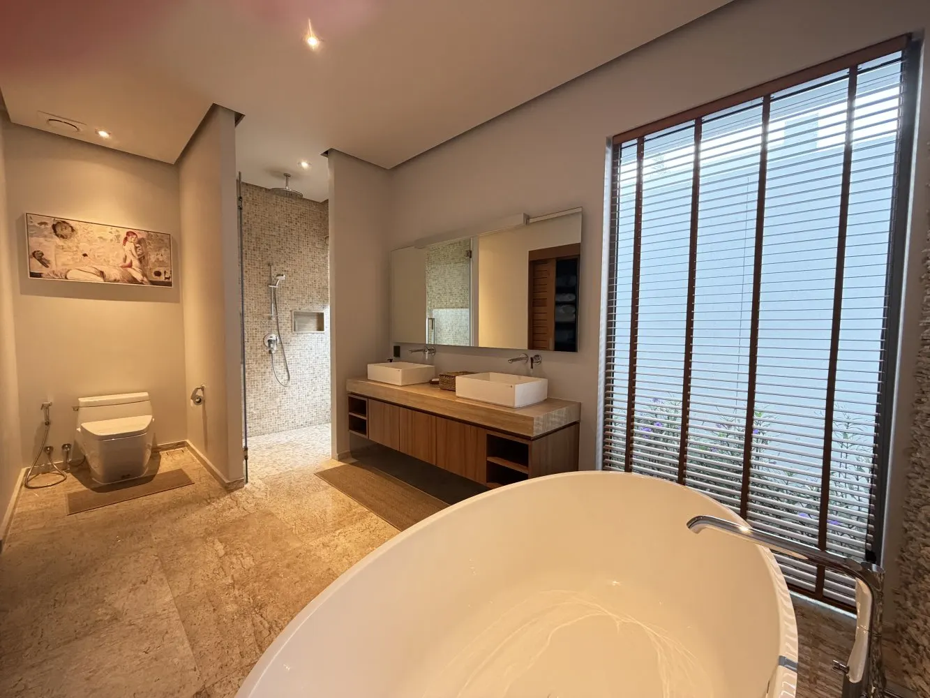Property image - full photo 8