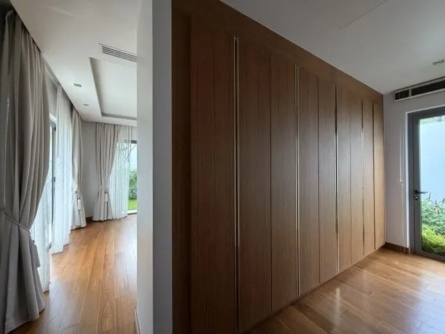Property image - full photo 18