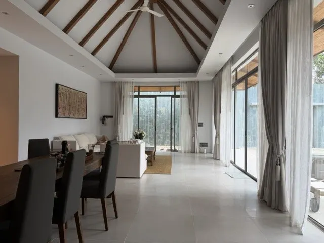 Property image - full photo 6