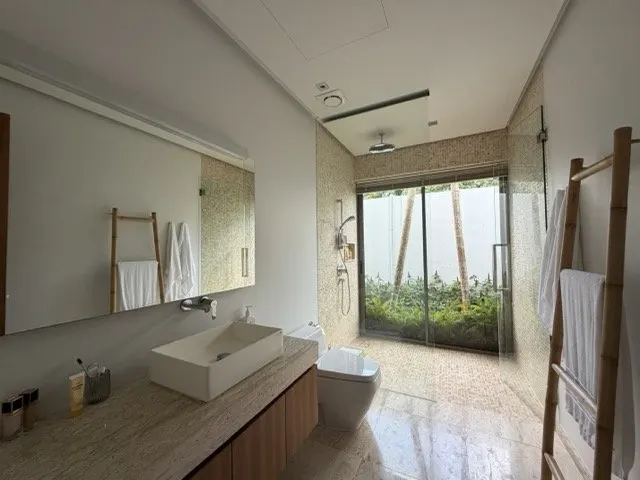 Property image - full photo 13