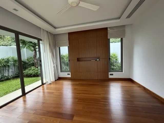 Property image - full photo 20