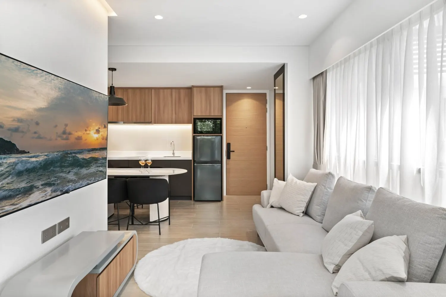 Property image - full photo 4