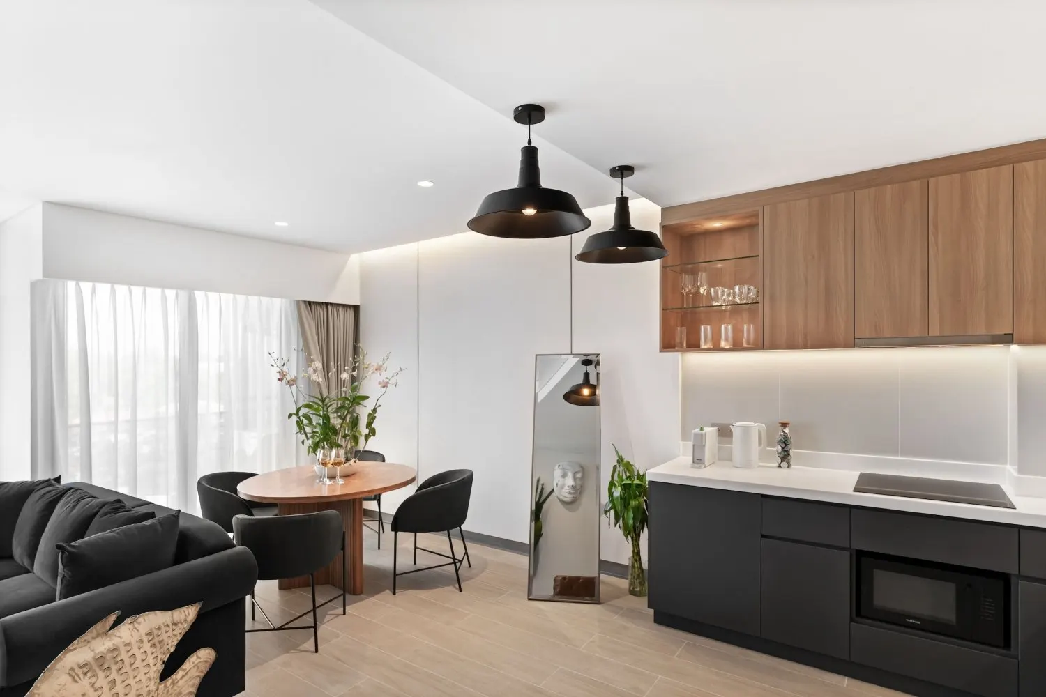 Property image - full photo 1
