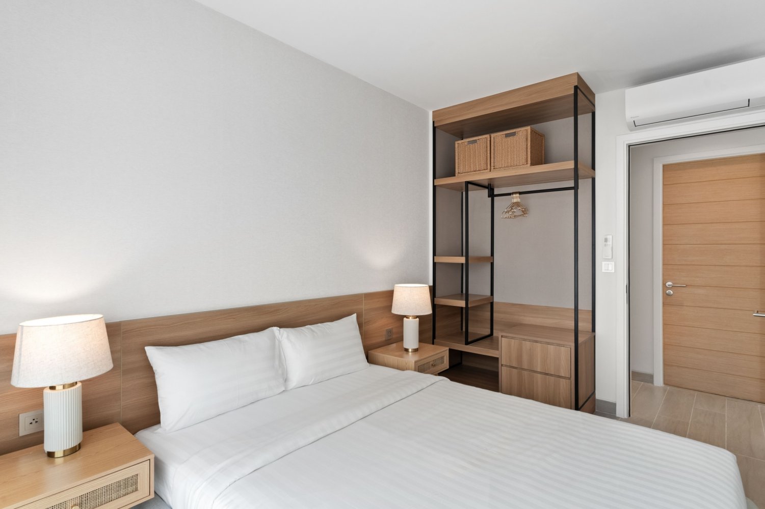 Property image - full photo 11