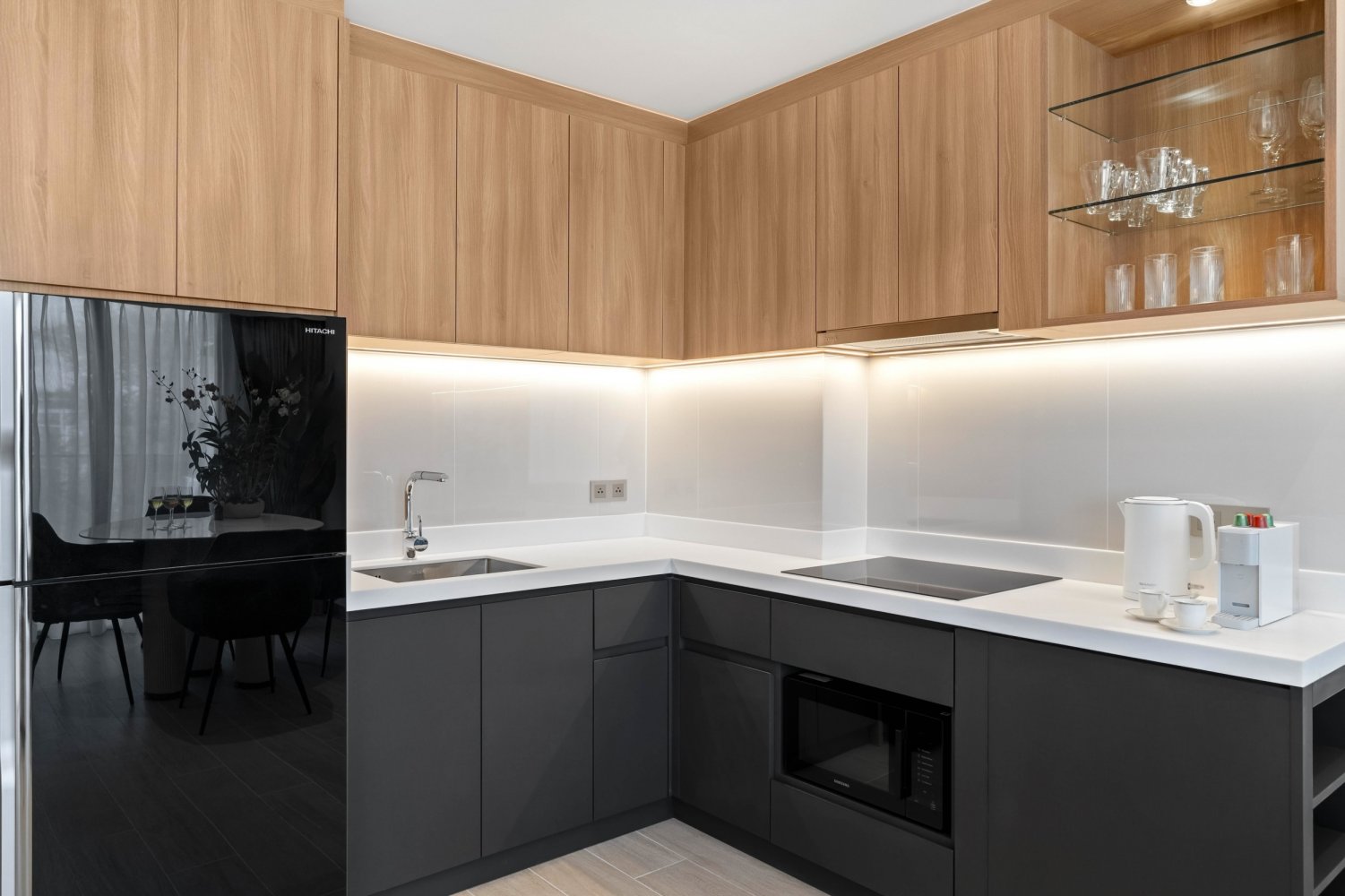 Property image - full photo 3
