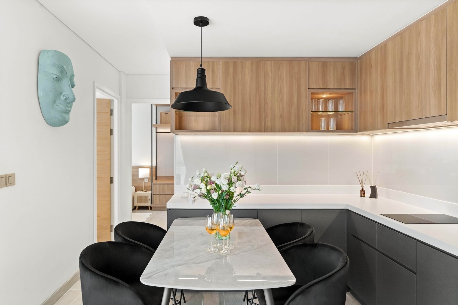 Property image - full photo 2
