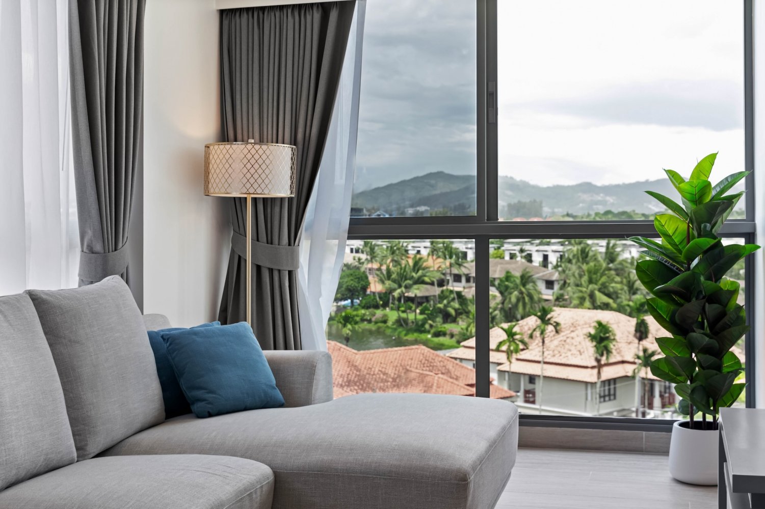 Property image - full photo 1