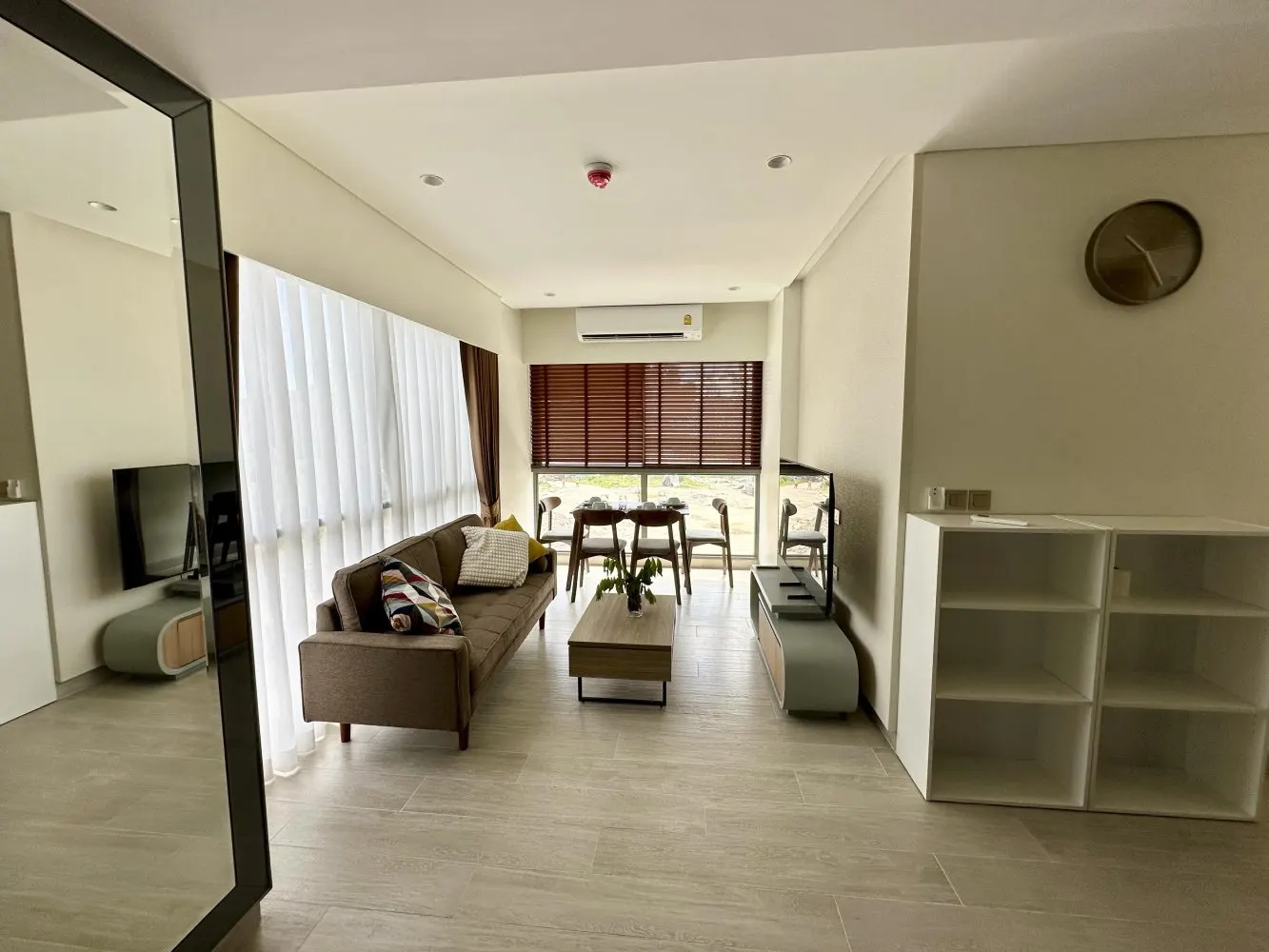Property image - full photo 3