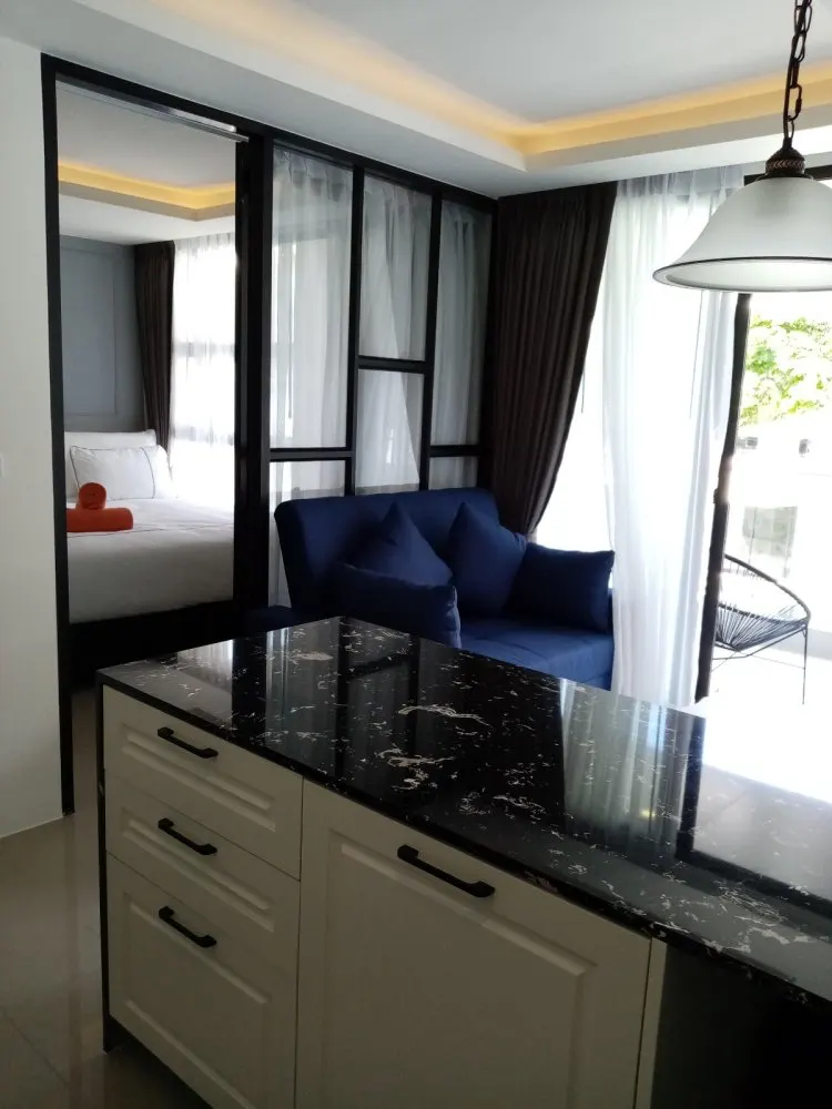 Property image - full photo 5