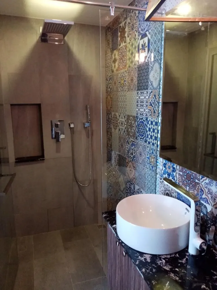 Property image - full photo 4