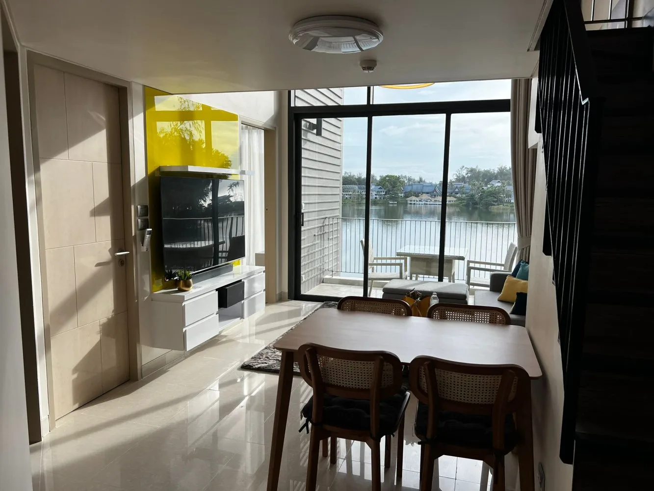 Property image - full photo 5