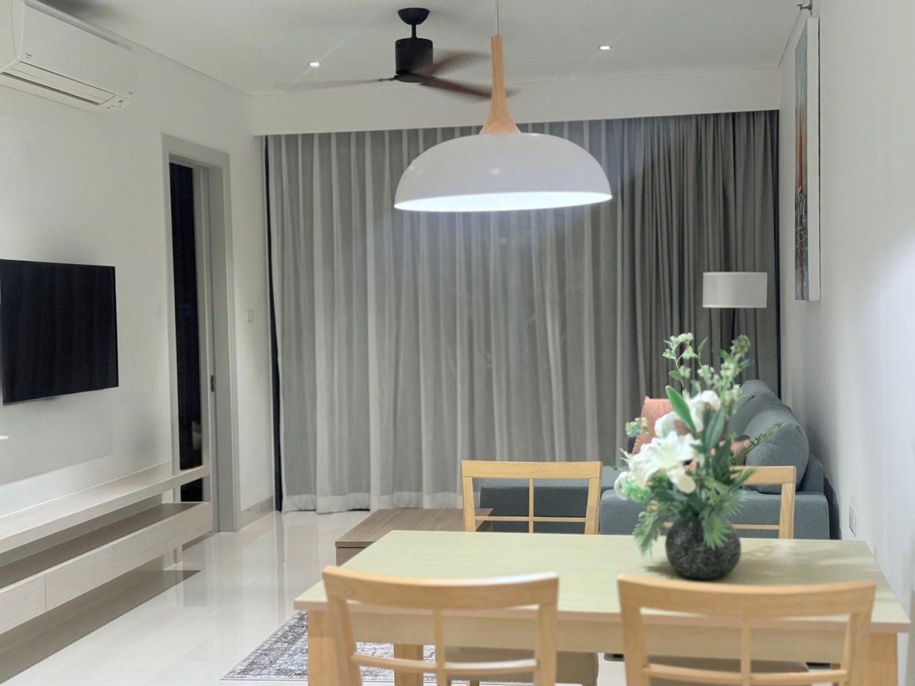 Property image - full photo 12
