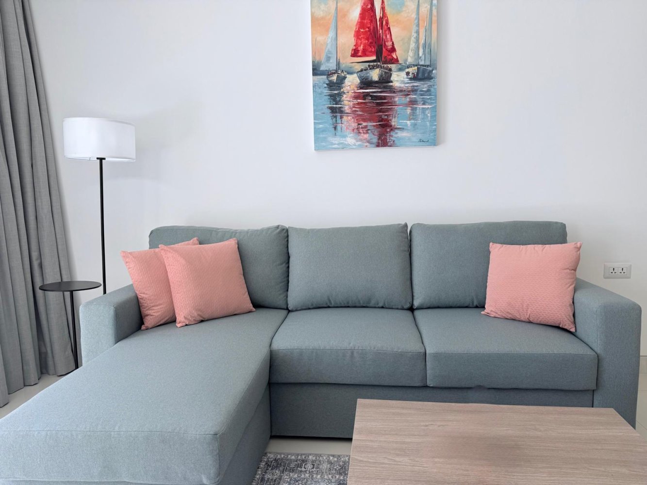 Property image - full photo 8