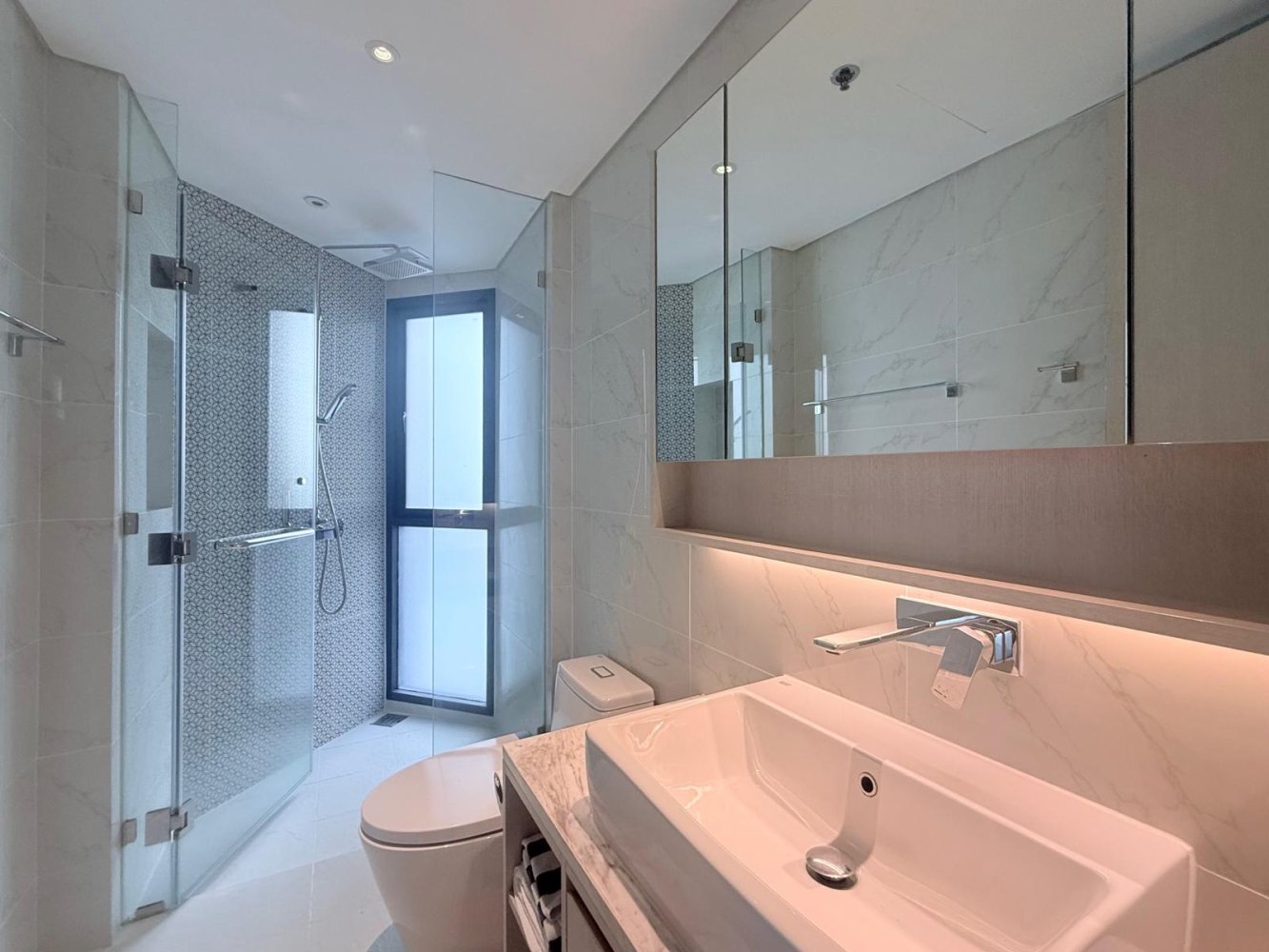 Property image - full photo 21