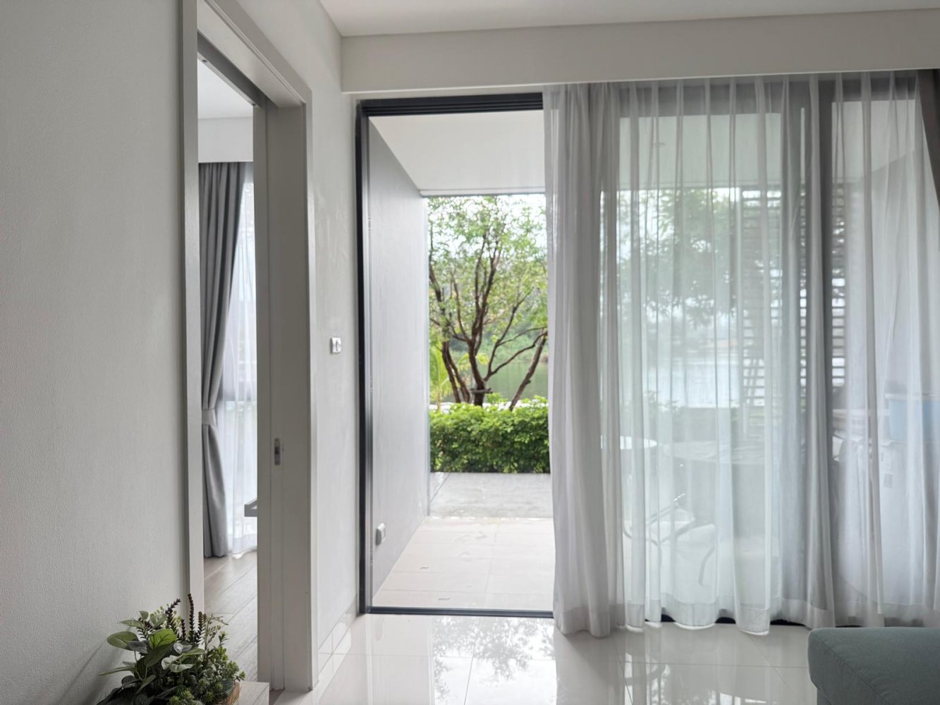 Property image - full photo 7