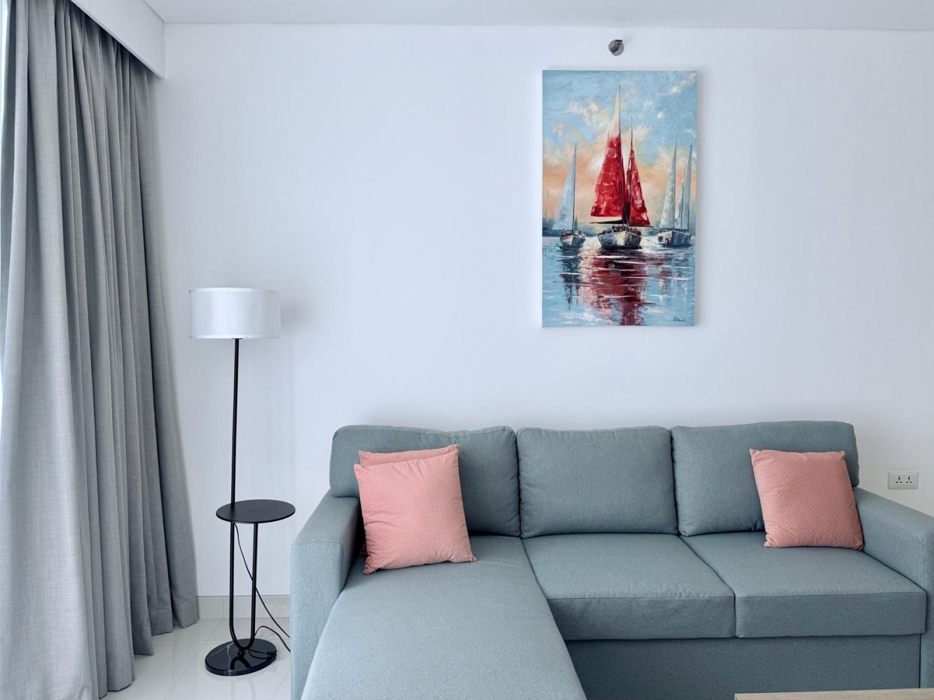 Property image - full photo 9