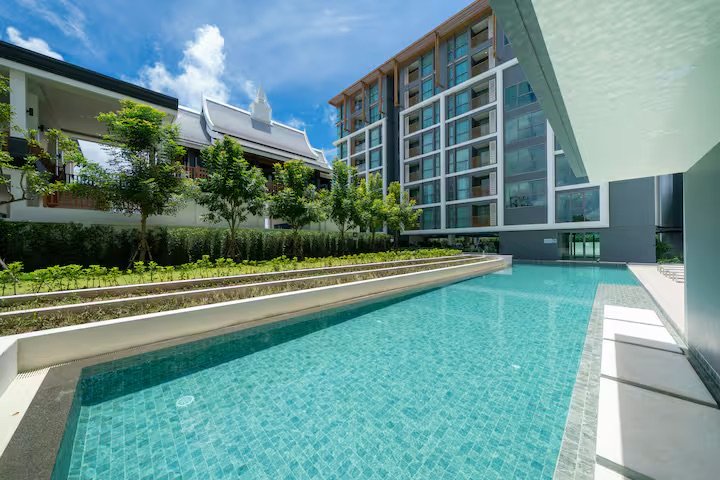 Property image - full photo 2