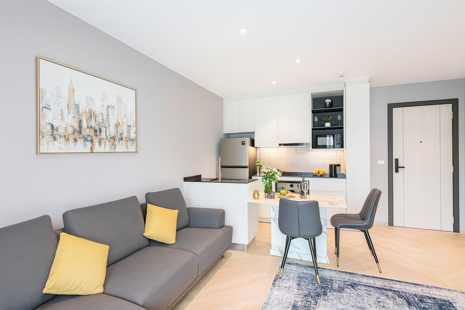 Property image - full photo 3