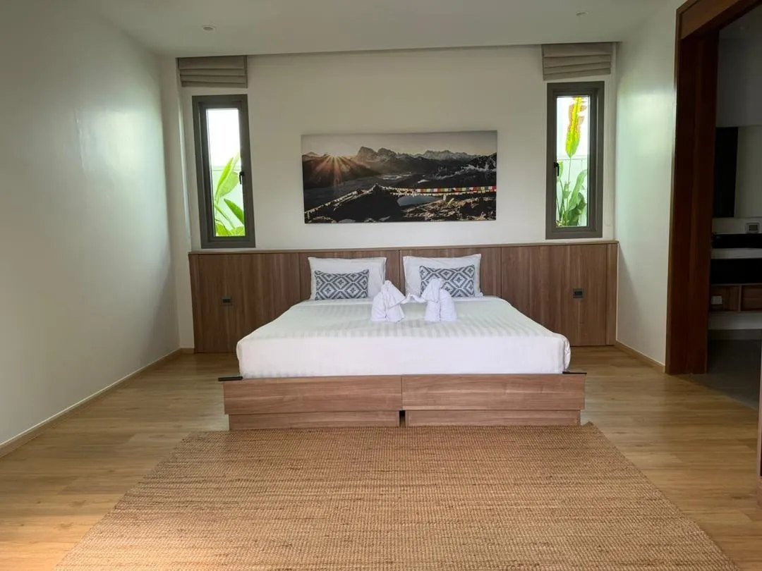 Property image - full photo 8